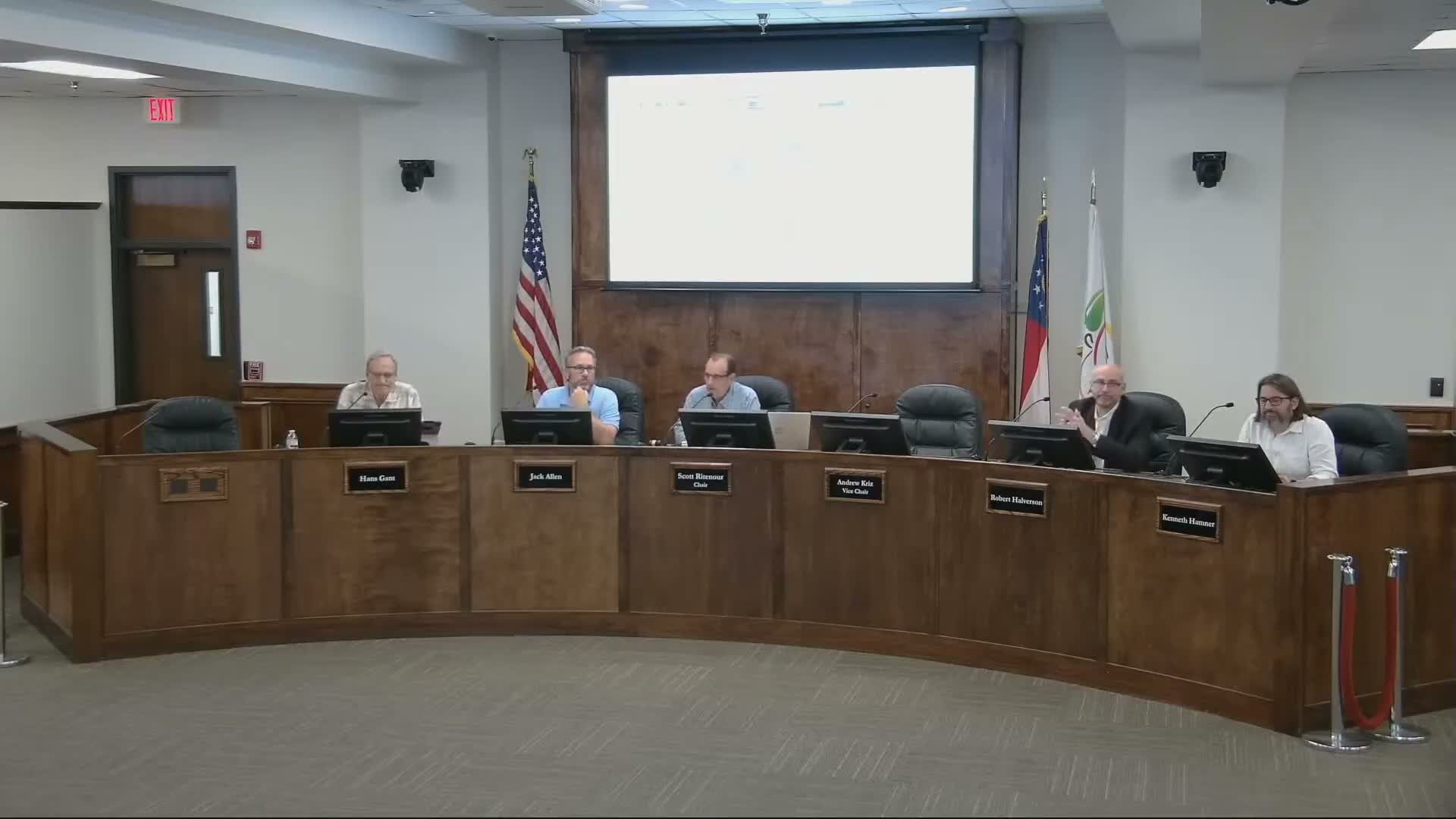 Commission approves facade changes for former NCR building at Highway 74 South