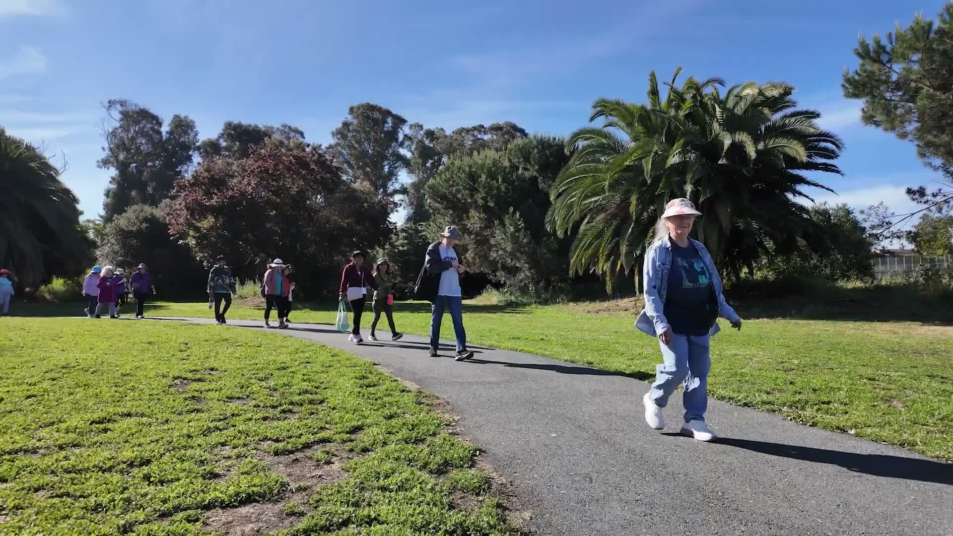 Pinole mayor celebrates Earthwalk turnout and community eco activities