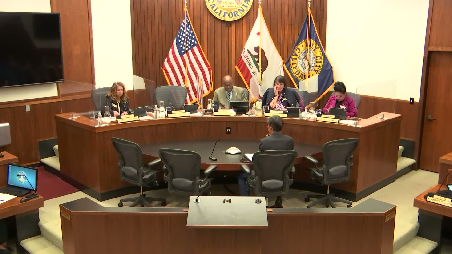Daly City Council reaffirms stormwater fees, approves benefit assessments and adopts construction‑hours ordinance