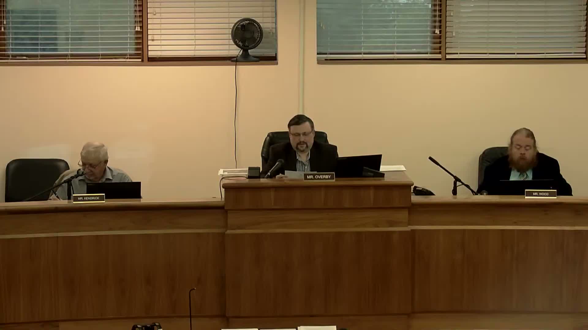 Transfer station manager warns mixing trash with recyclables causes full loads to be rejected