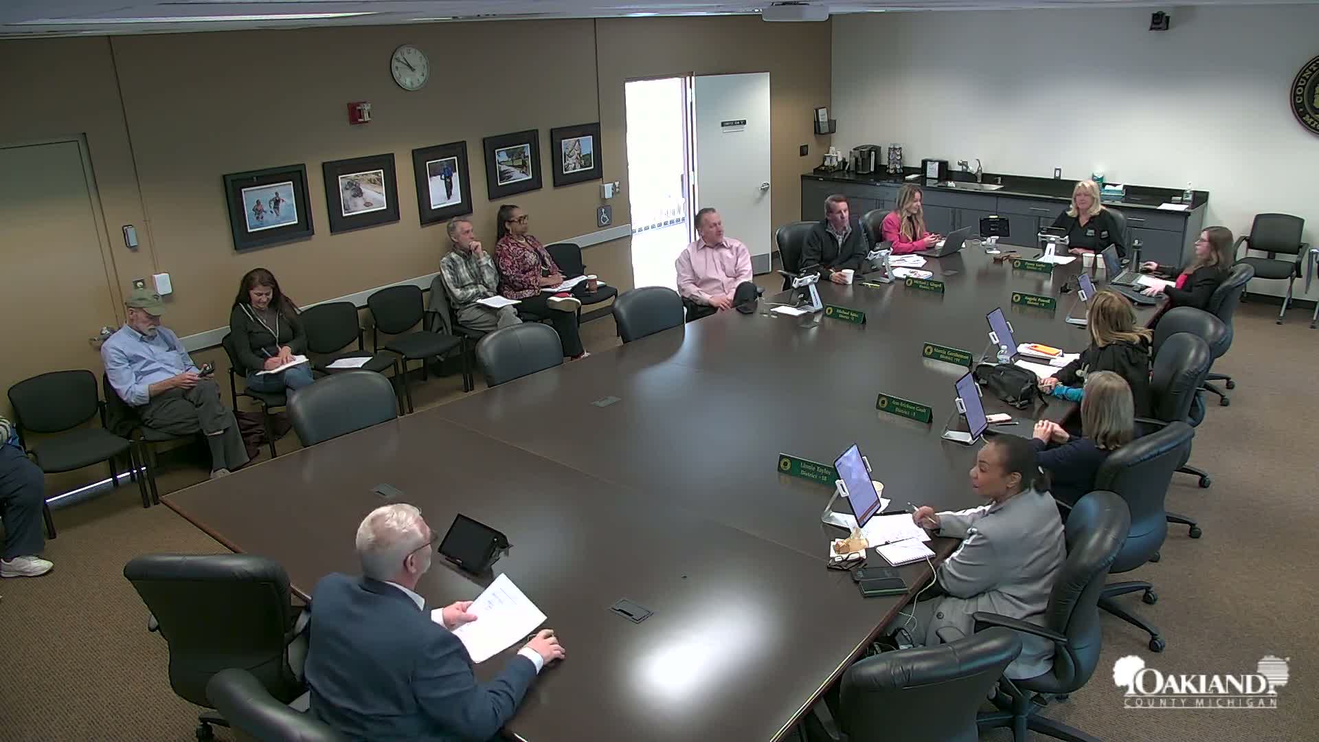 Oakland County seeks HUD funding and accepts $50,000 perinatal grant; consolidated plan would guide nearly $5.9 million