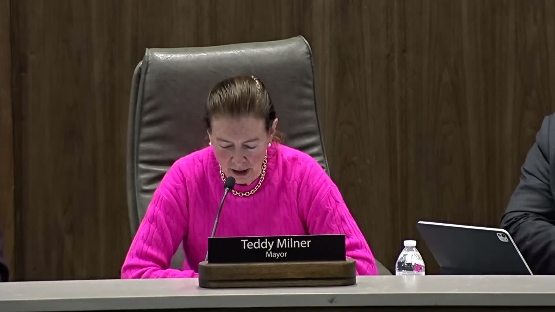 Council approves Aiken Housing Authority surplus‑property sale resolution as residents press homelessness concerns