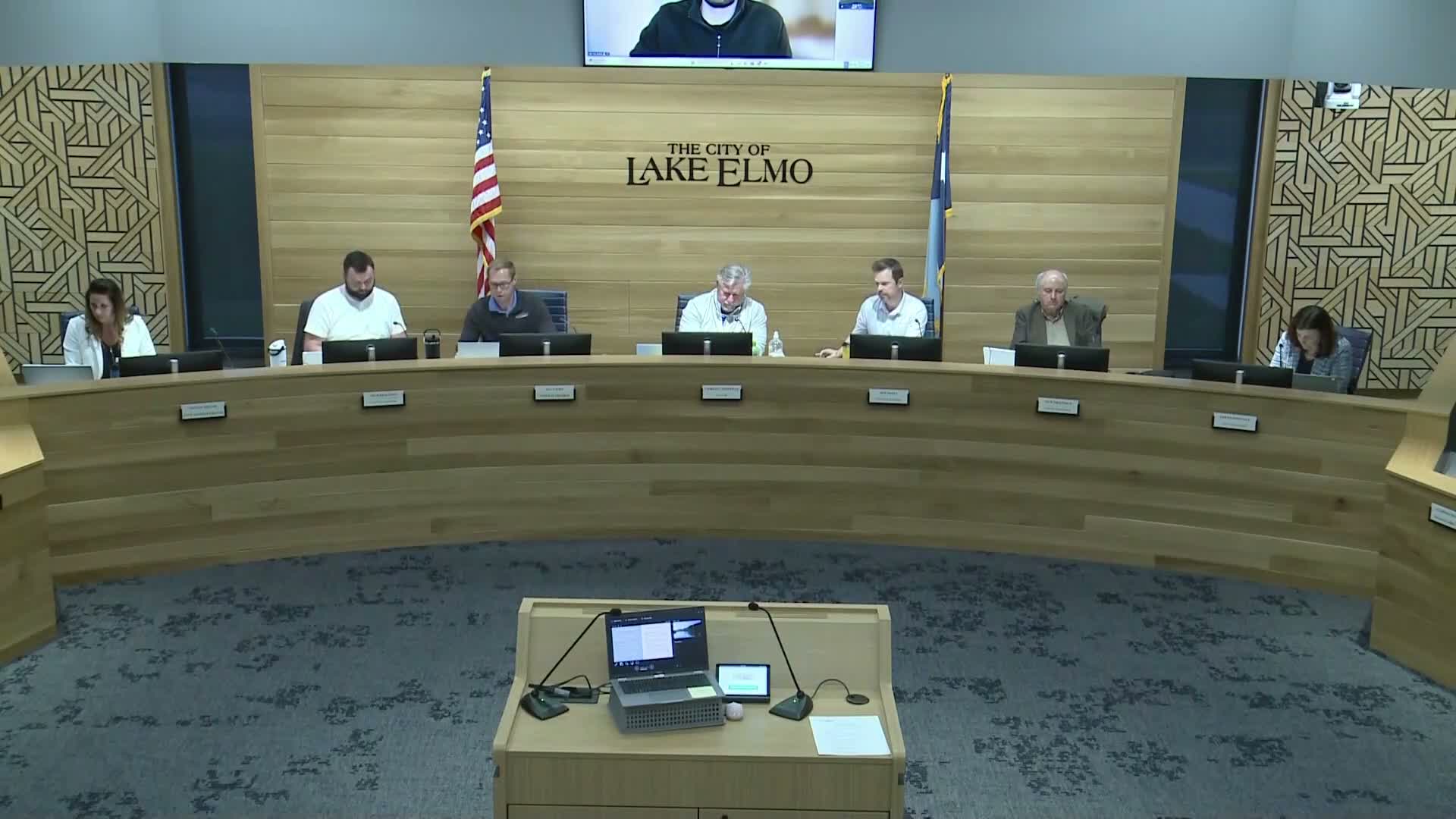 Lake Elmo council adopts short‑term rental licensing after heated public debate