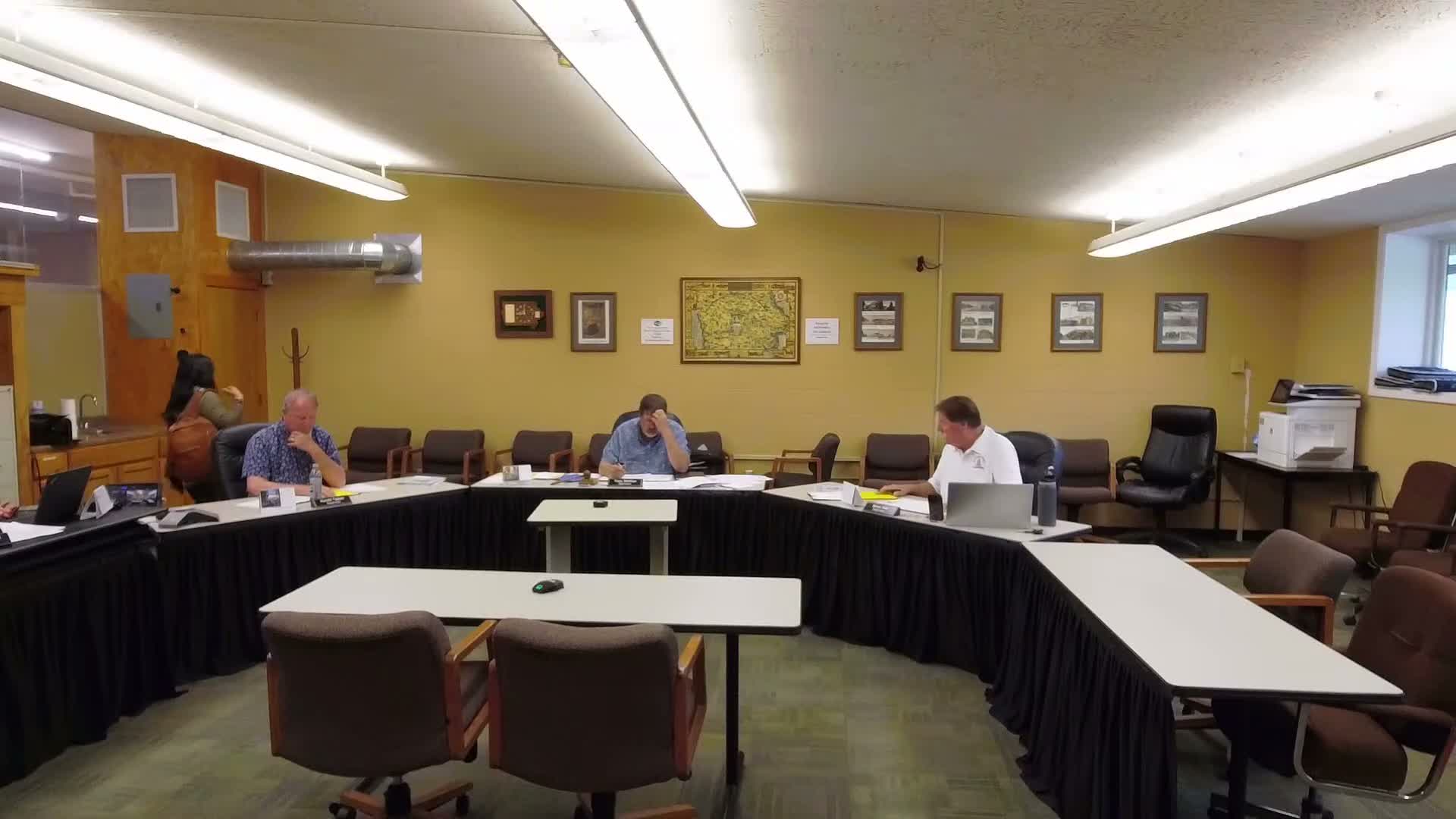 Benton County approves fire-truck match, renews cost-allocation contract and signs off on several land-use requests