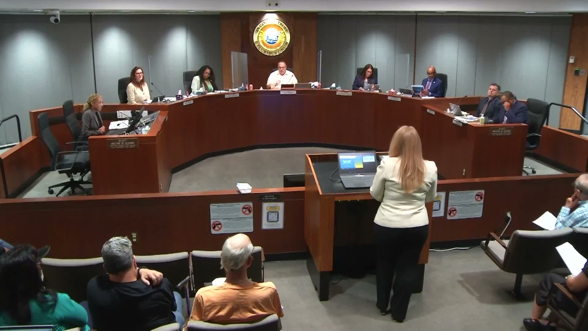 Hawthorne council reviews $266.5M citywide budget, hears $117M general fund proposal