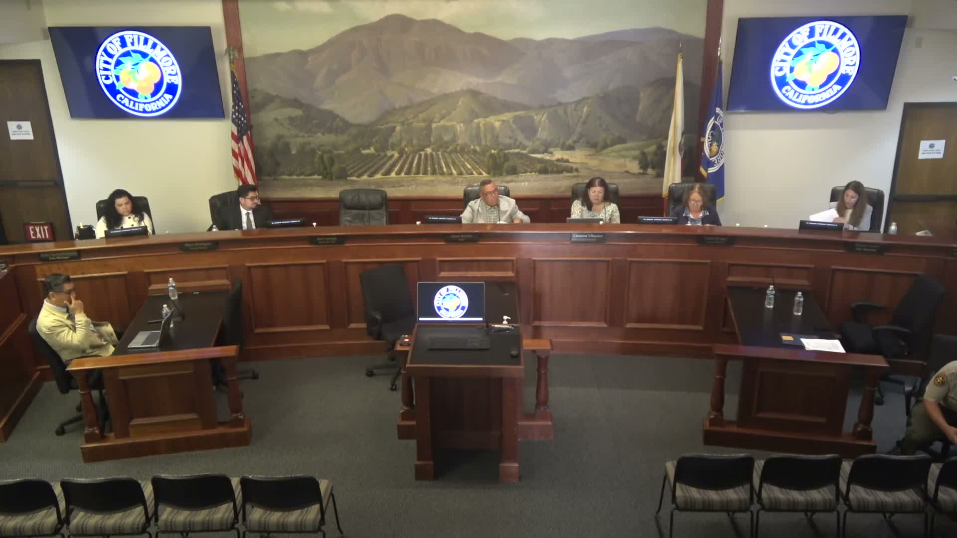 Fillmore council unanimously adopts ordinance allowing sidewalk vendors to operate without city permit