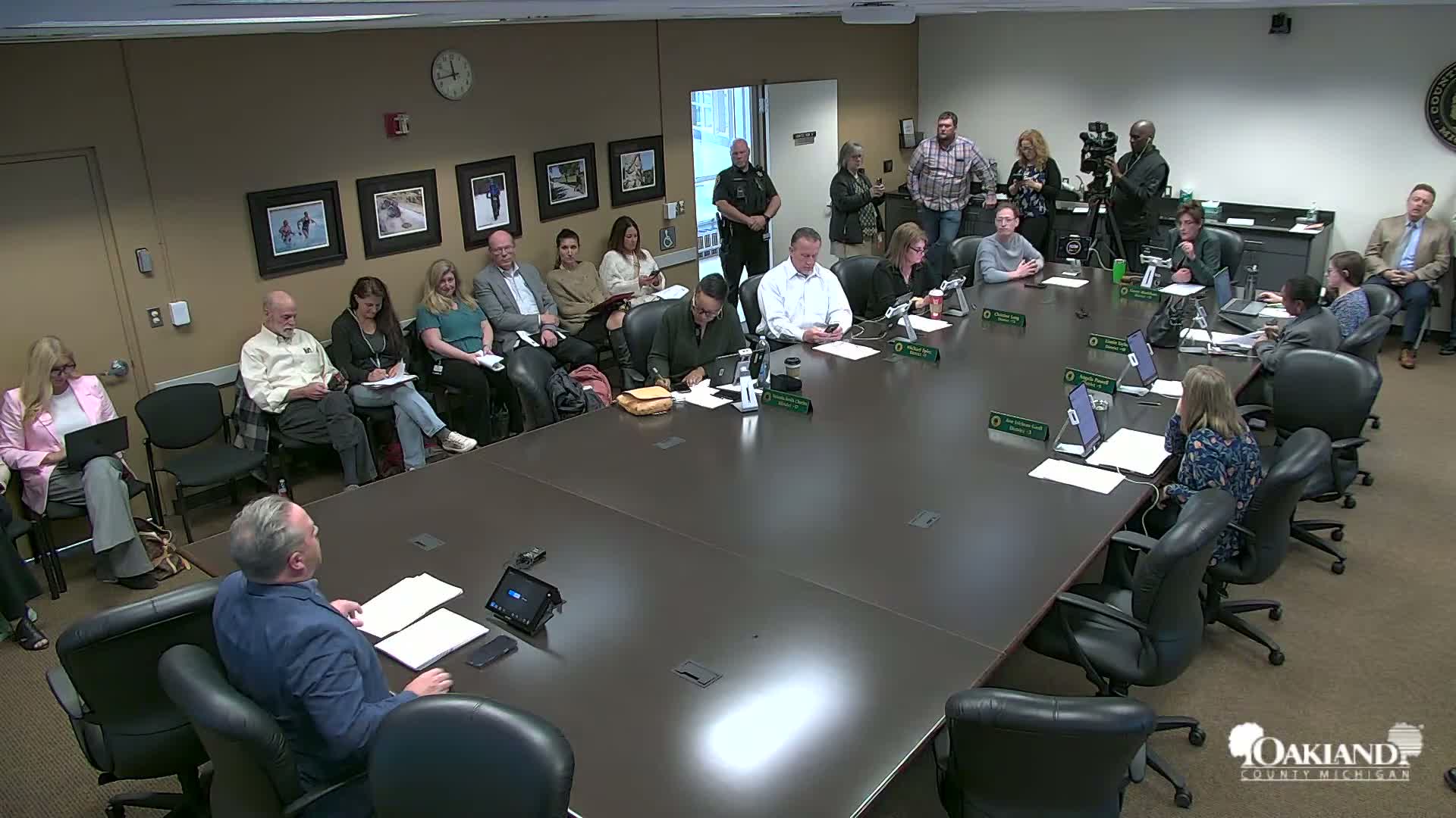 Orient Township officials press Oakland County for sheriff contract true‑up documents after FOIA denial