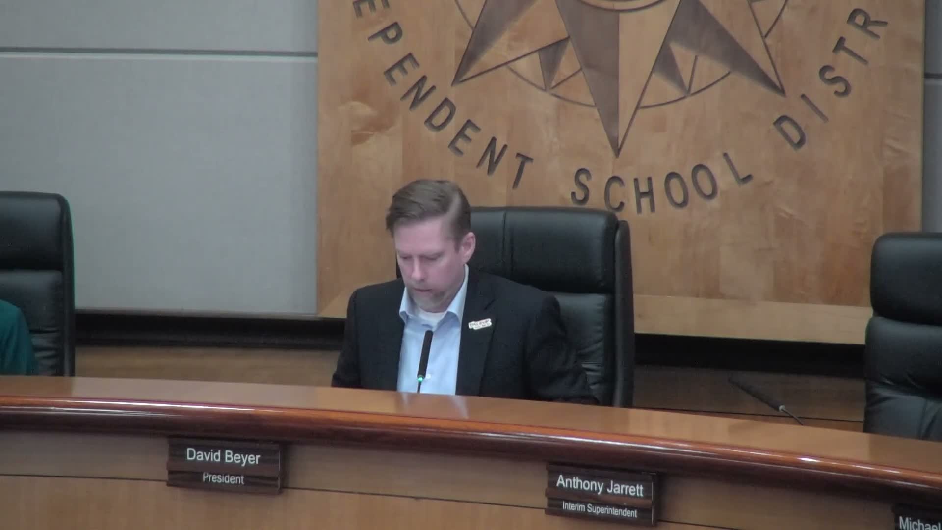 NEISD board upholds administration grievance with five stipulations; two trustees abstain