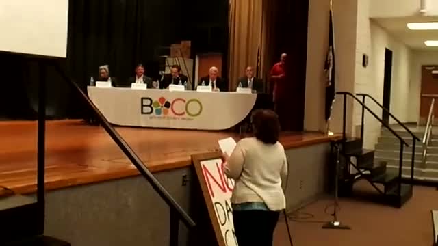 Residents, students and teachers urge Botetourt supervisors to approve $2.8 million school increase as others press for a balanced budget