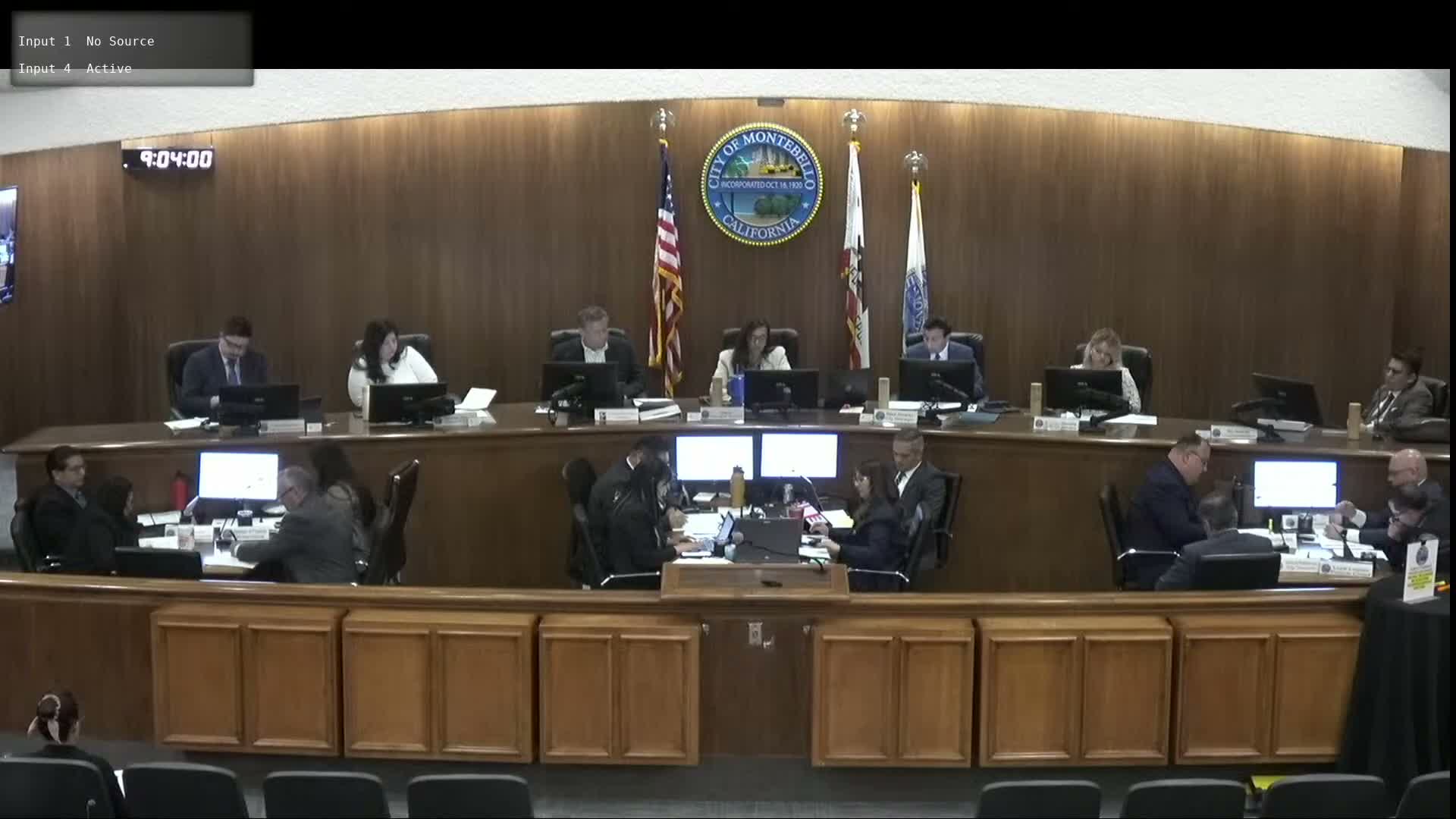 Council adopts mixed‑use development code; residents ask for deed‑restriction review on Bicknell Park