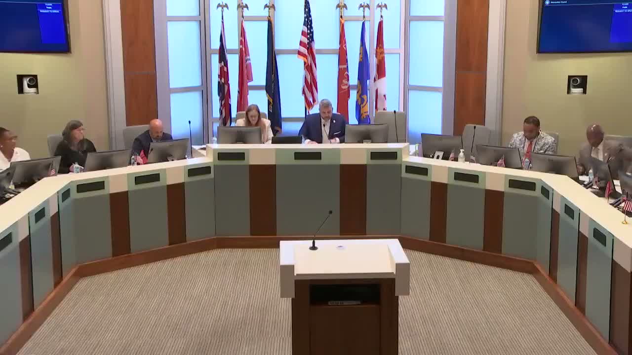 Metropolitan Council approves pay‑plan amendment after hours of testimony; vote 10‑1
