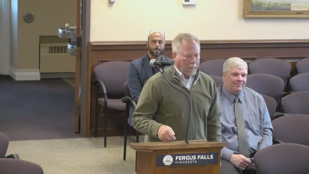 Council approves snowmobile-trail permit and short-term land lease; consent agenda passed