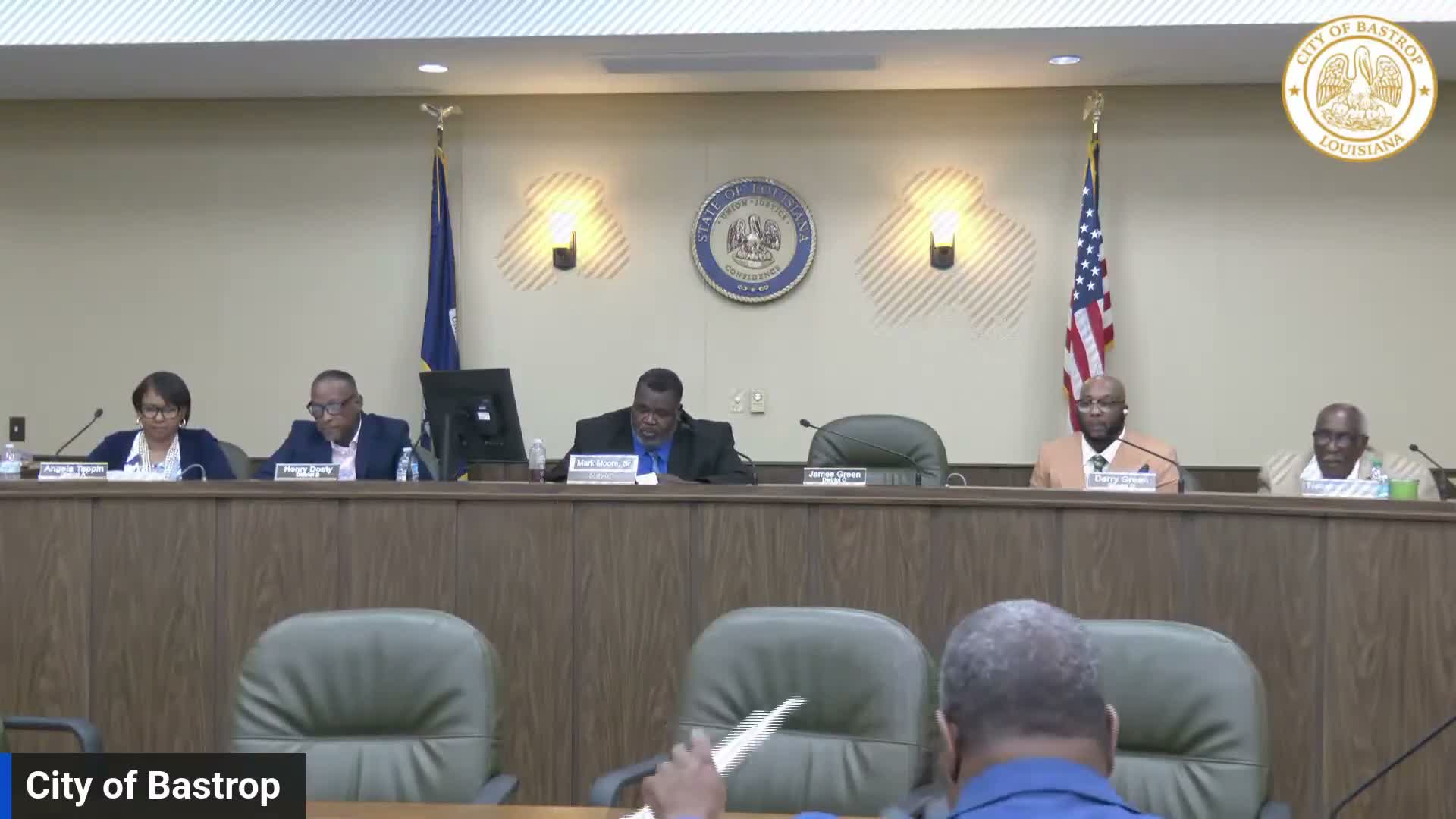 Council approves lease for esports and youth rec center, members seek budget details