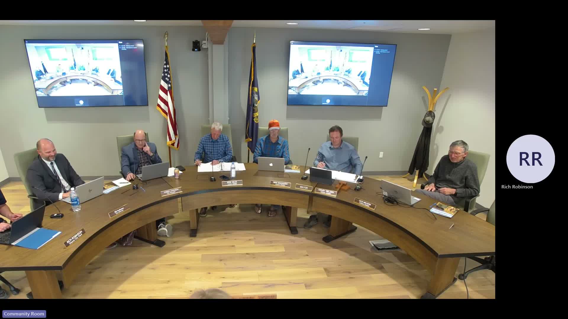 Council OKs $20,000 Toyota title sponsorship for Lakeside Liberty Fest, subject to legal review