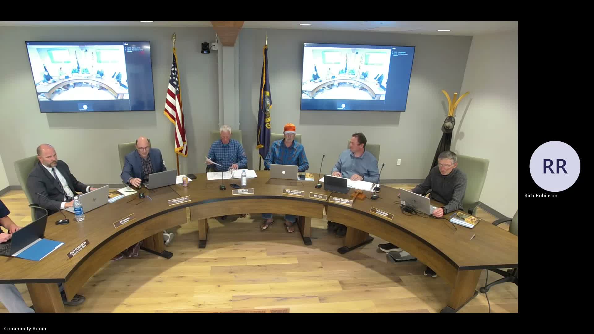 McCall council approves compressed 4x10 workweek as standard practice