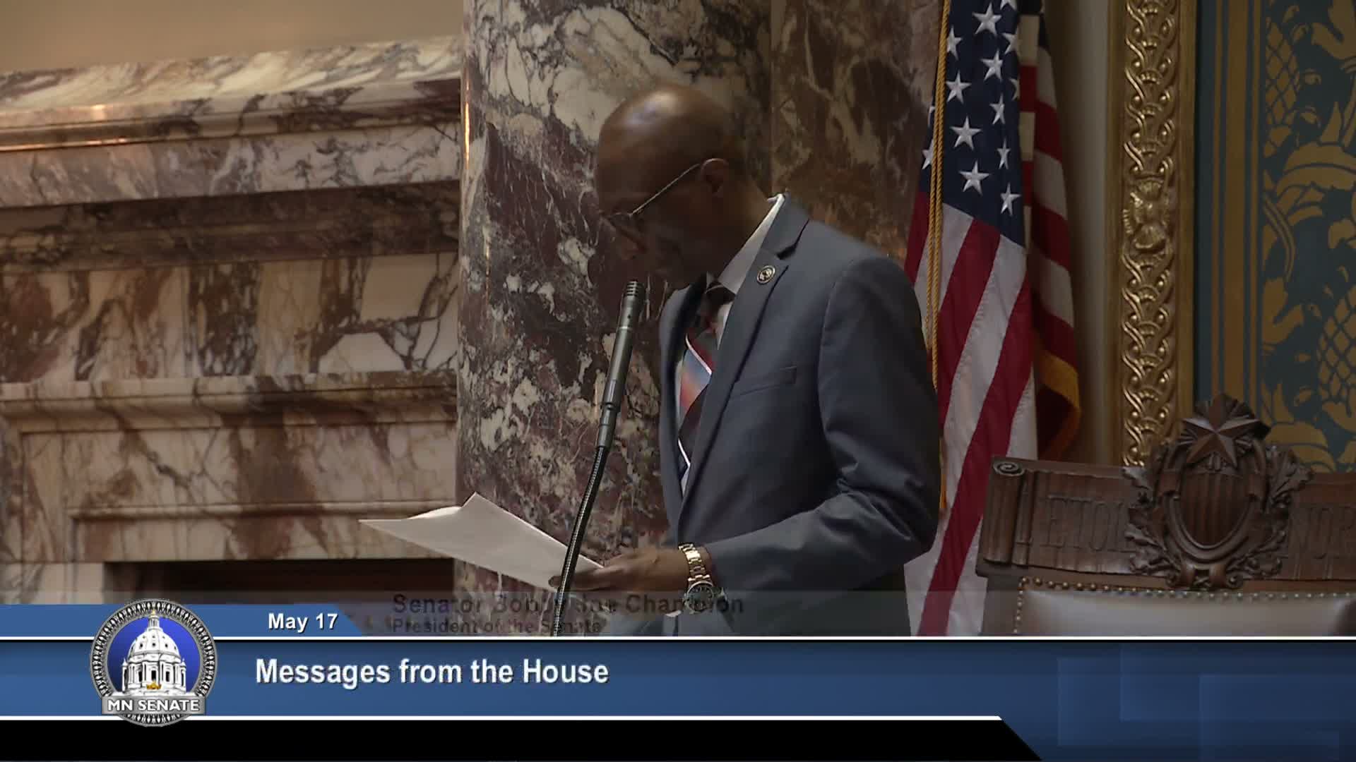 Minnesota Senate receives House-transmitted bills on egg donation date, excavation notices and emergency-vehicle insignia