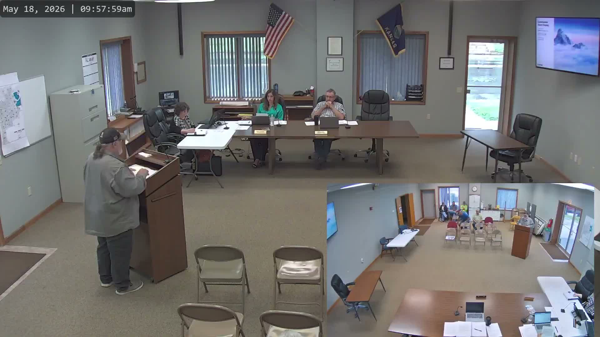 Linn County noxious weed director defends roadside spraying; commissioners schedule follow-up